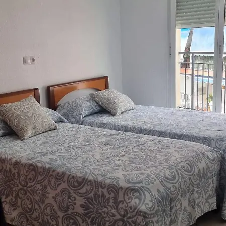Doble A 100 M De La Playa Privatunterkunft