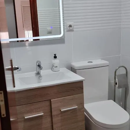 Doble A 100 M De La Playa Privatunterkunft